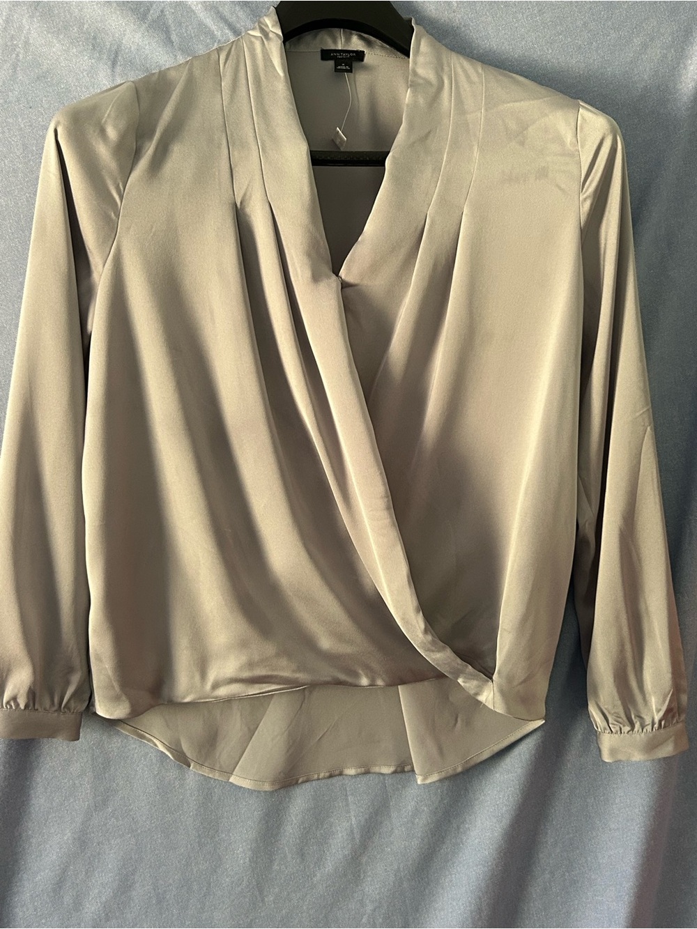 Ann Taylor Gray Surplice Blouse SZ M